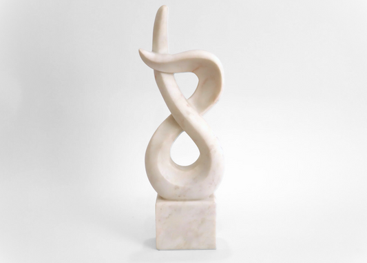 Hearts' Flame - White Marble (48 cm)