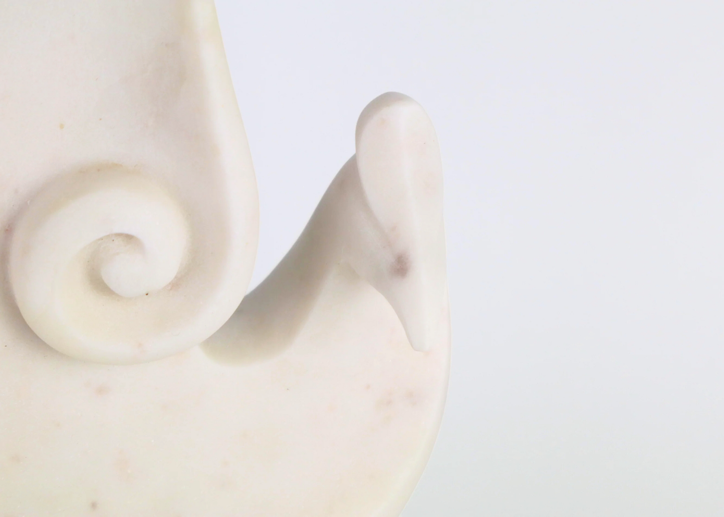 Seashell - White Marble (50 cm)