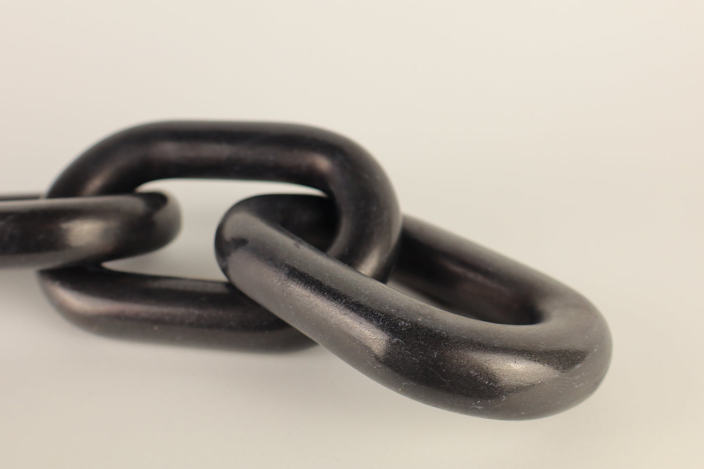 Connection - Black Marble (30 cm)