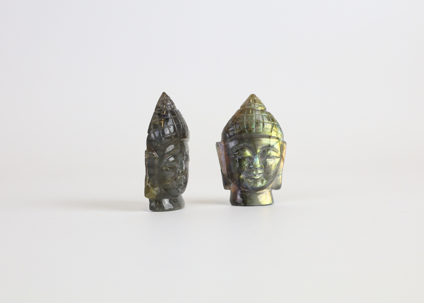 Tiny Flat Labradorite Buddha Head (4.5 cm)