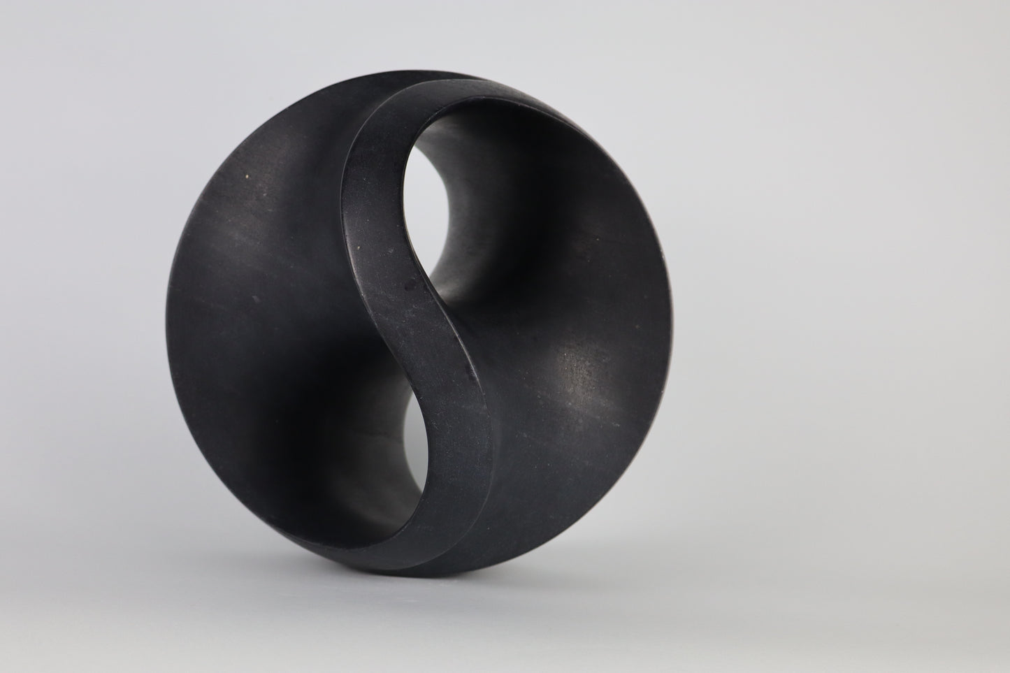 Infinity Sphere - Black Marble (25 cm)