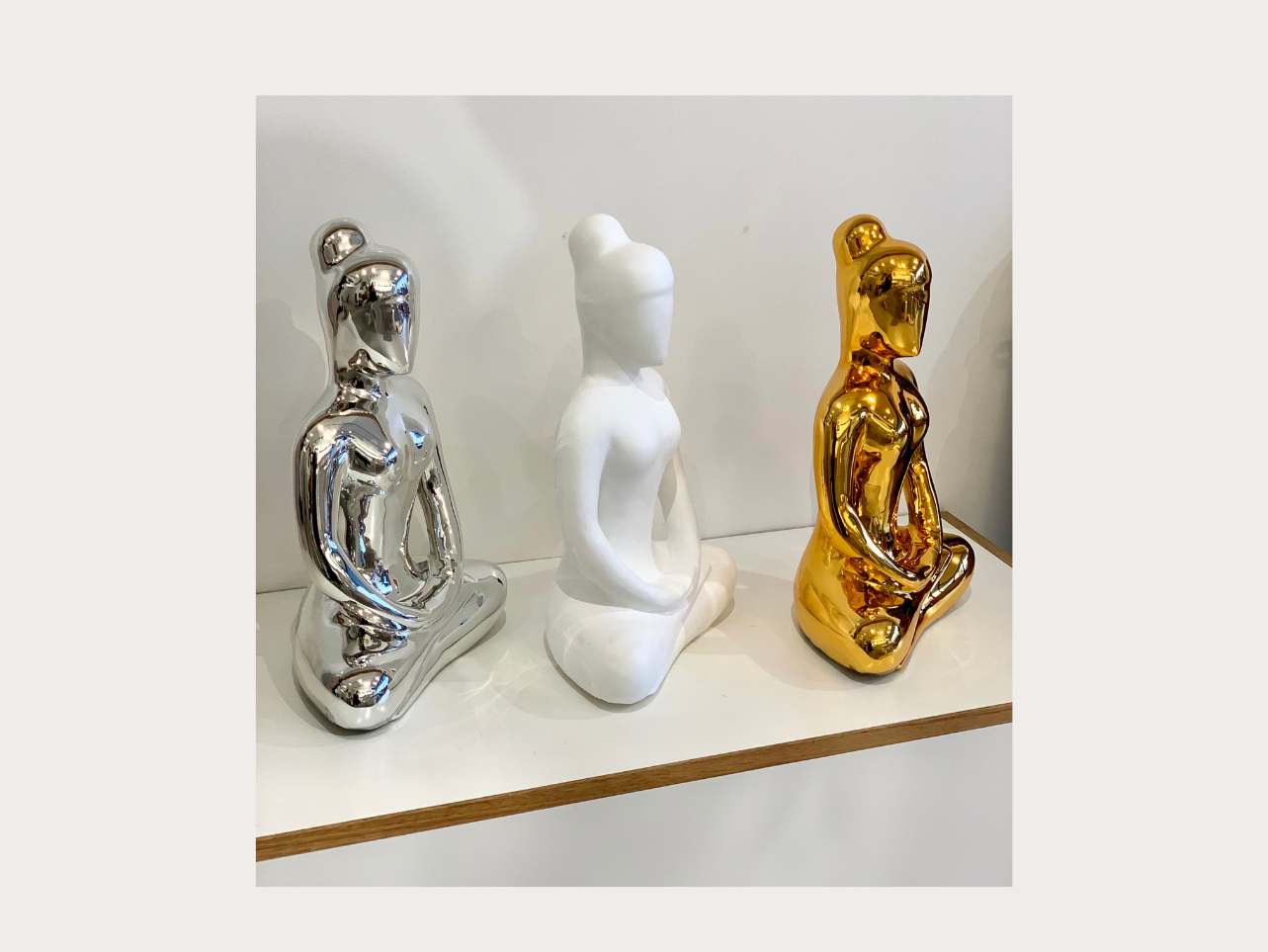 Cyber Yoga - 3D Glossy Gold (Medium, 40cm)