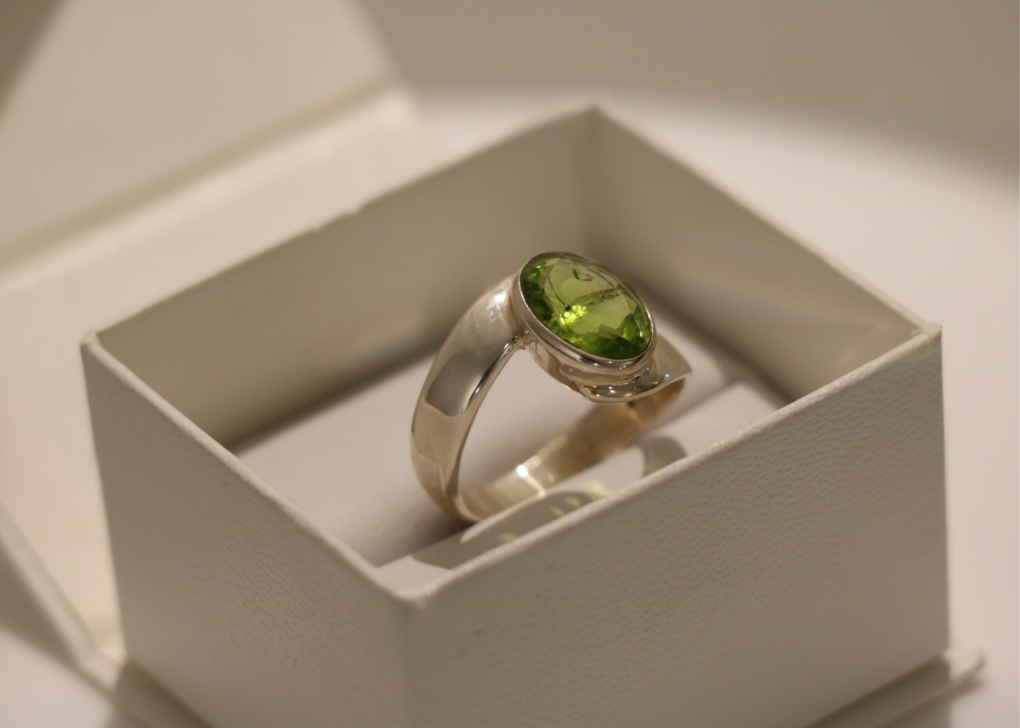 Faceted Peridot Ring (Sterling Silver)