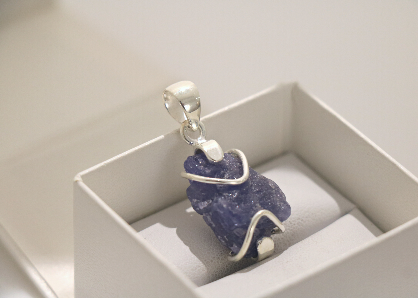 Tanzanite Pendant (Sterling Silver)