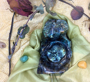 Sky and Earth – the Origins of Labradorite, it's properties & uses.