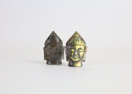 Tiny Flat Labradorite Buddha Head (4.5 cm)