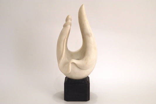 Conch Shell - White and Black Marble (41 cm)