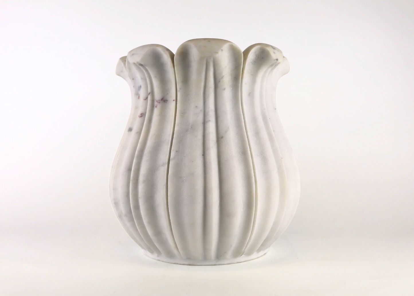 Lotus Vase - White Marble (25 cm)