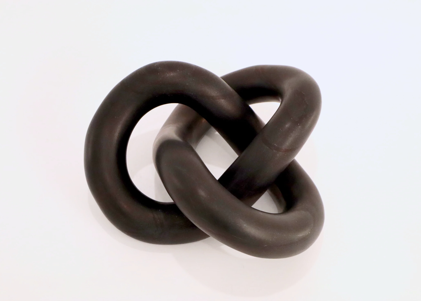 Endless Knot - Black Marble (19 cm)